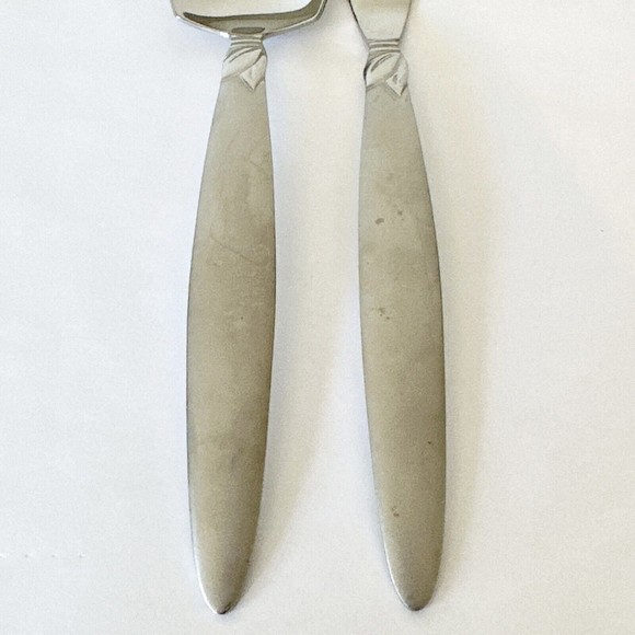 2 Pc Pfaltzgraff stainless 18/0 Laurel Frosted handle Butter Knife & Sugar Spoon - Picture 3 of 7